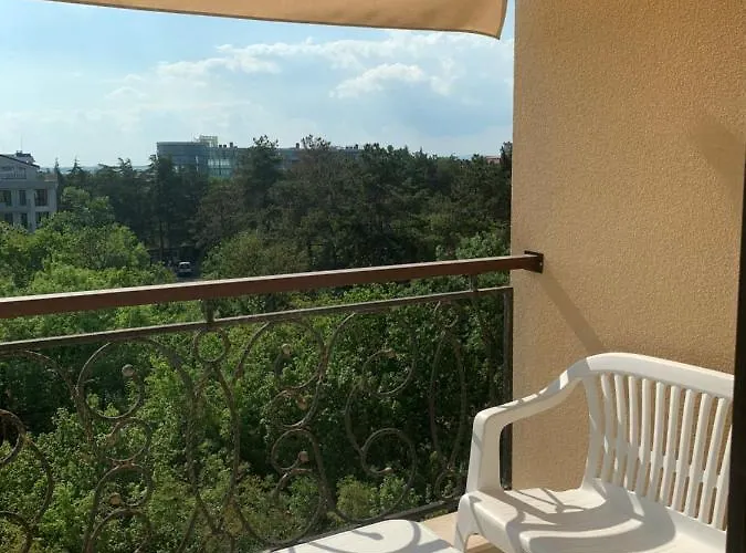 Happy Smiles Apartment Pomorie